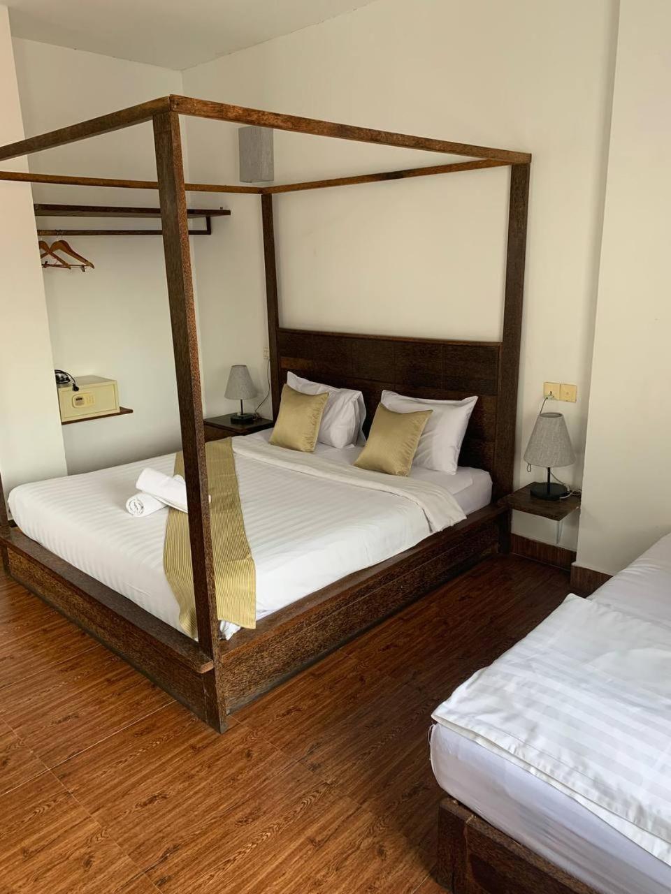 Boutique 2* Phnom-Penh